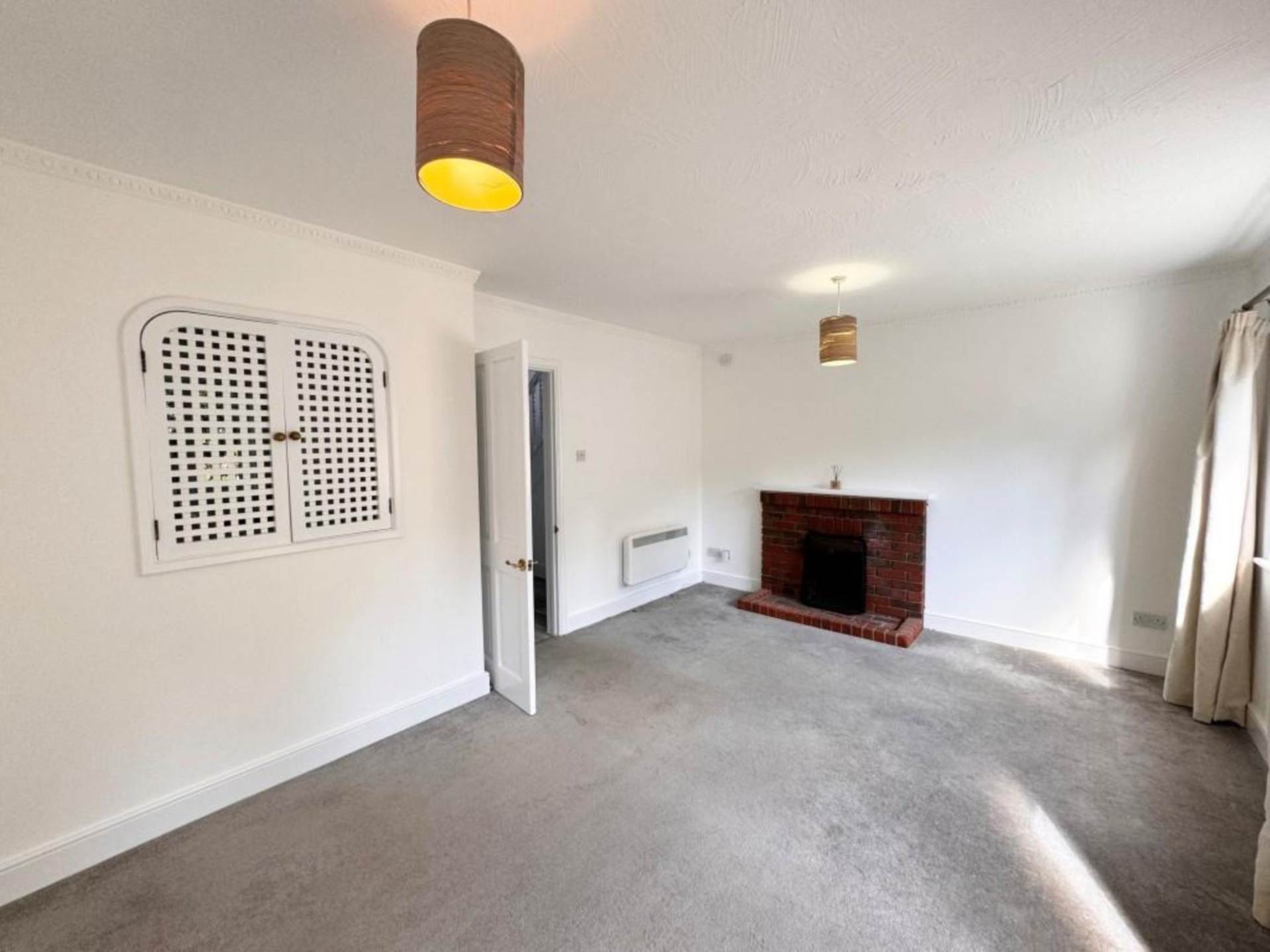 Lewknor Close, Lewknor, Image 3