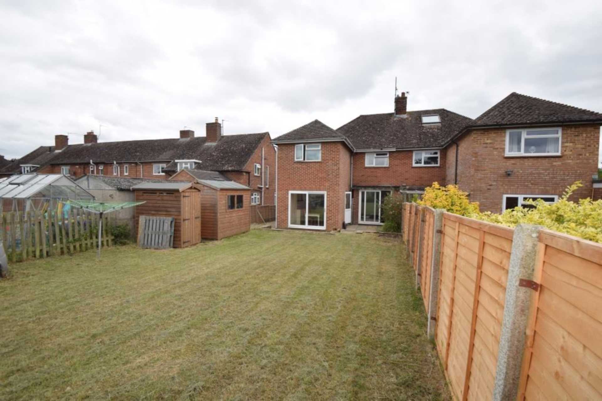 Chiltern Gardens, Watlington, Image 15
