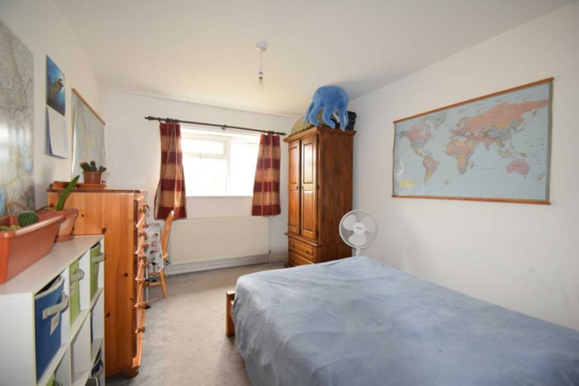 Chiltern Gardens, Watlington, Image 8
