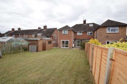 Chiltern Gardens, Watlington, Image 15