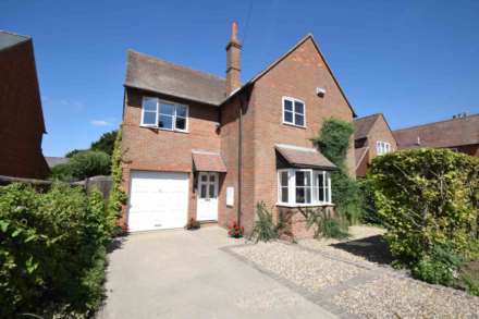 4 Bedroom Detached, Watcombe Road, Watlington