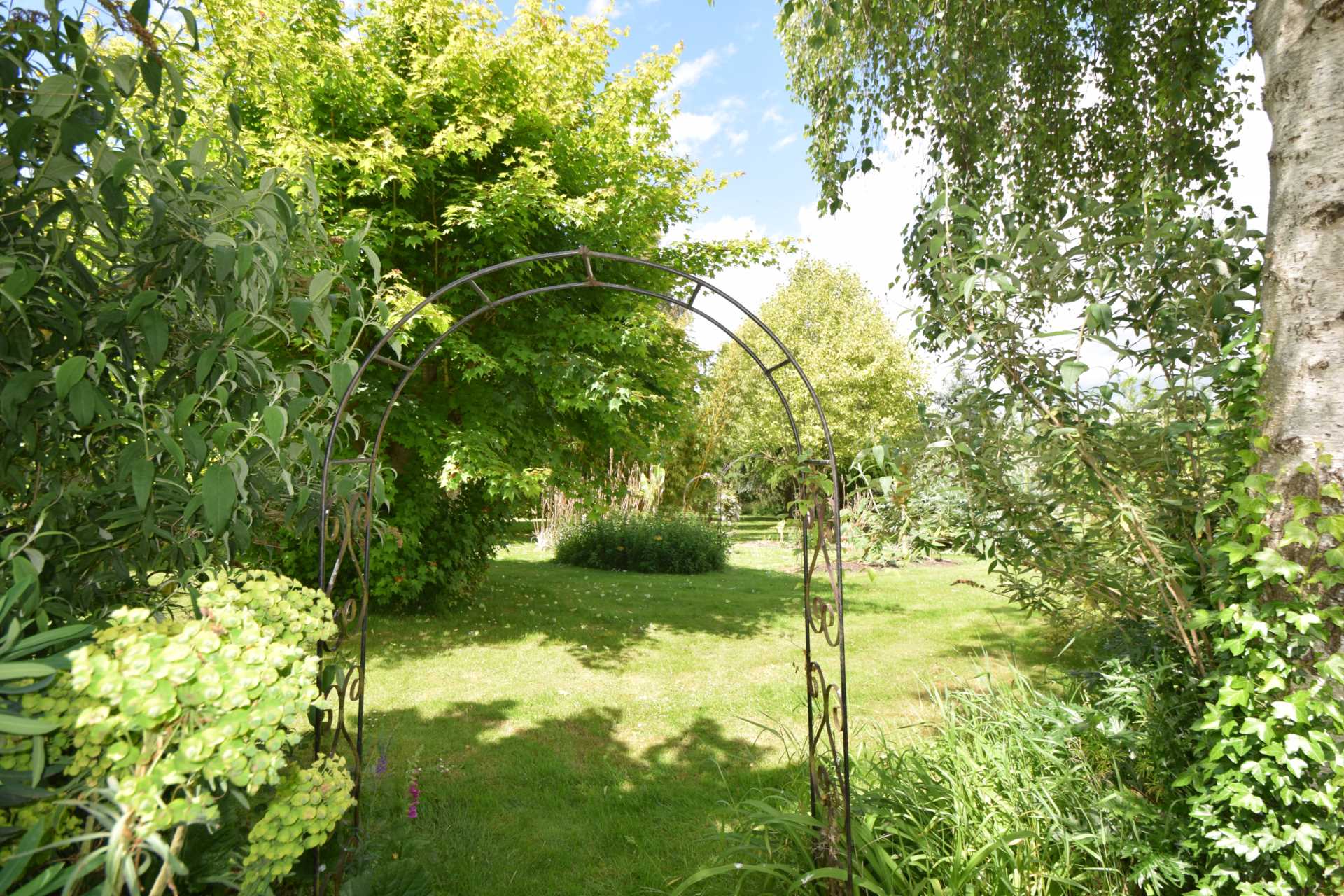 Shepherds Cottage, Brightwell Upperton, Image 2