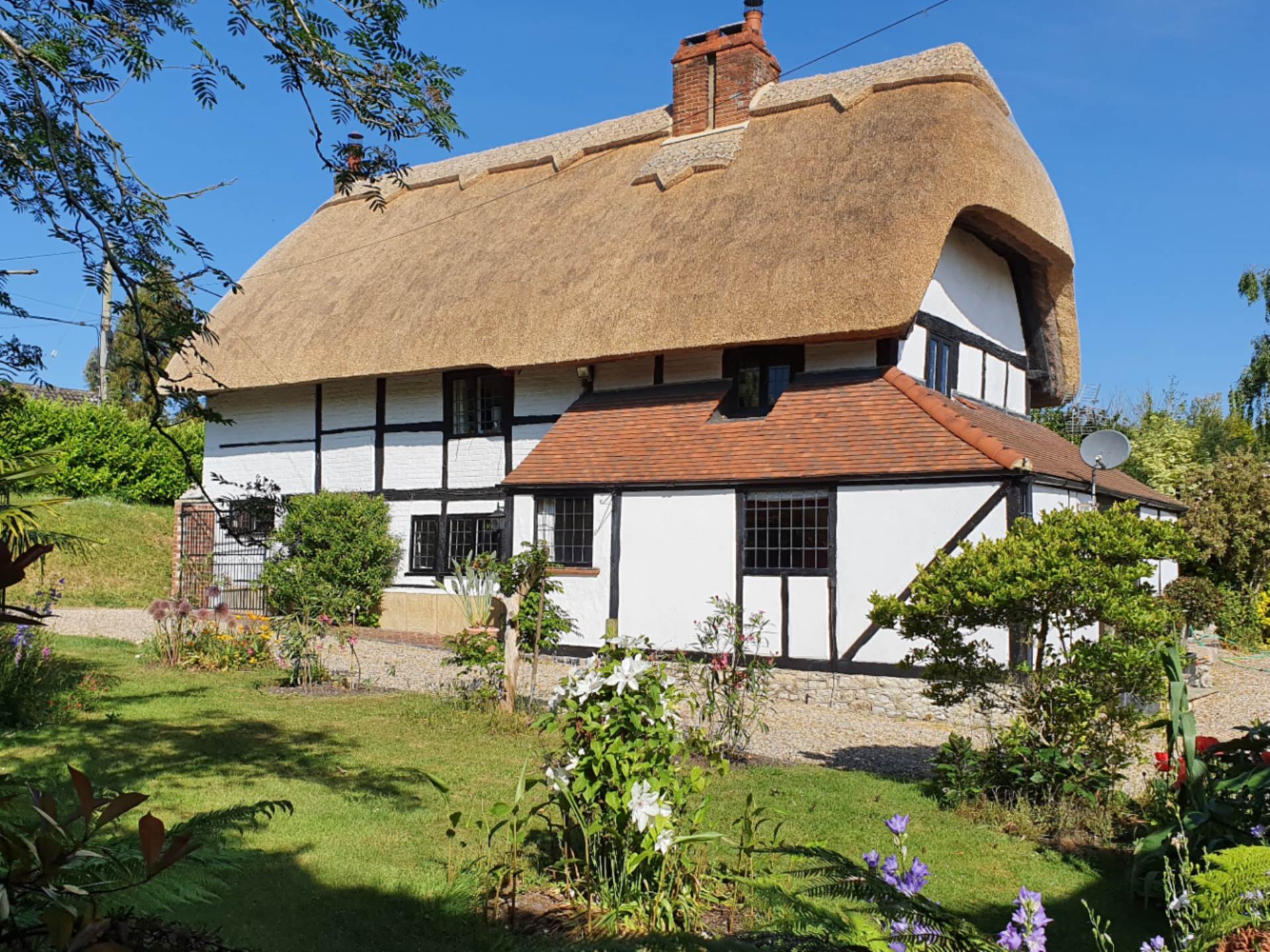 Shepherds Cottage, Brightwell Upperton, Image 8