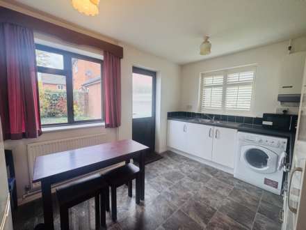 Ash Close, Watlington, Image 3