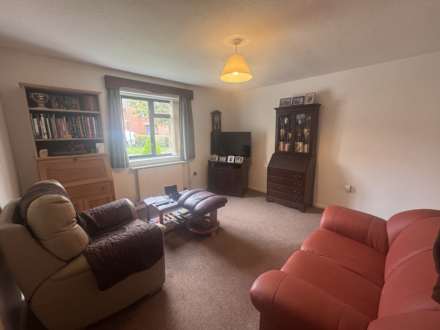 Ash Close, Watlington, Image 4