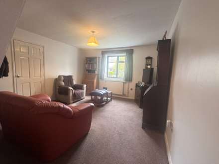 Ash Close, Watlington, Image 5