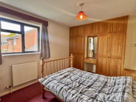 Ash Close, Watlington, Image 6