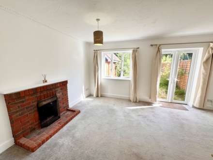 Lewknor Close, Lewknor, Image 4