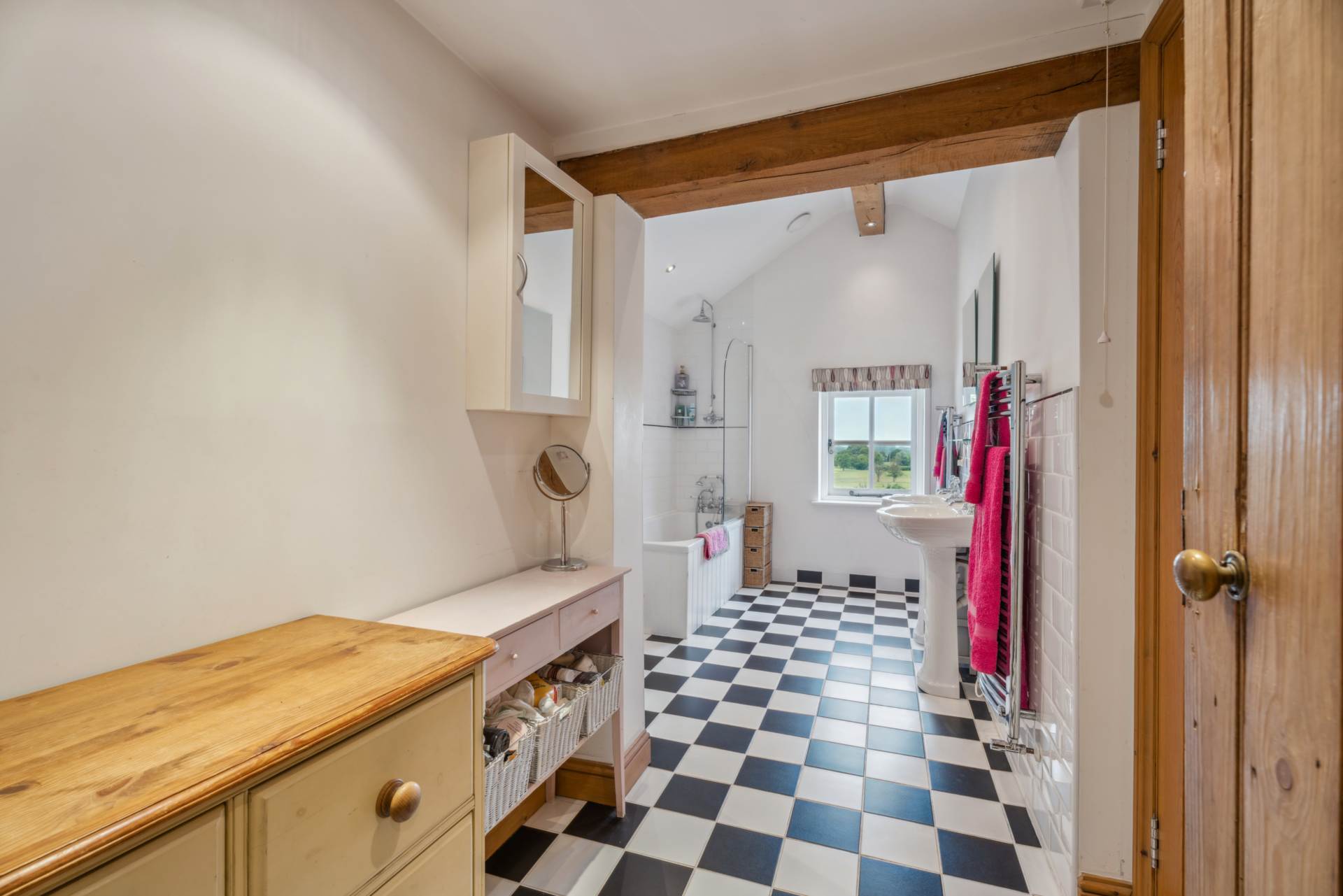 Malvern Cottage, Kingston Blount, Image 13