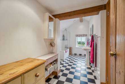Malvern Cottage, Kingston Blount, Image 13