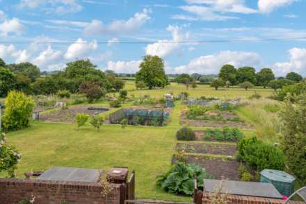 Malvern Cottage, Kingston Blount, Image 24
