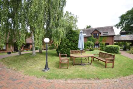 Orchard Walk, Watlington, Image 17