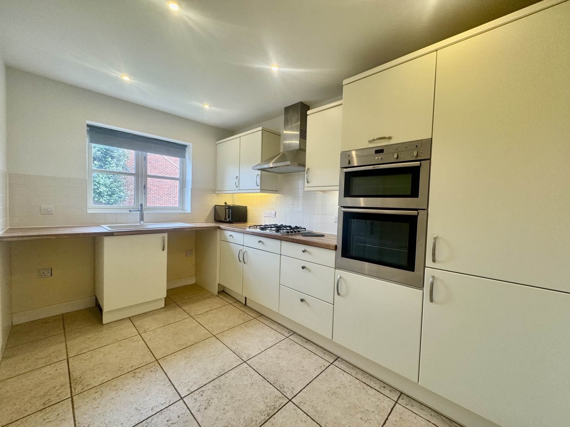 Quarrington Place, Watlington, Image 5