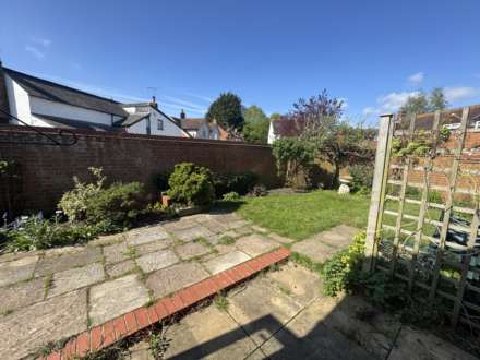 Hurdlers, Watlington, Image 11