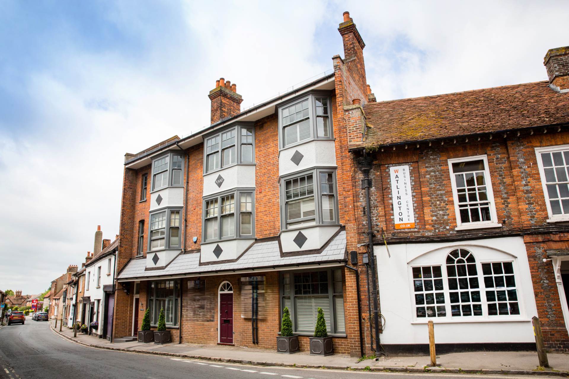 Couching Street, Oxon, Image 1