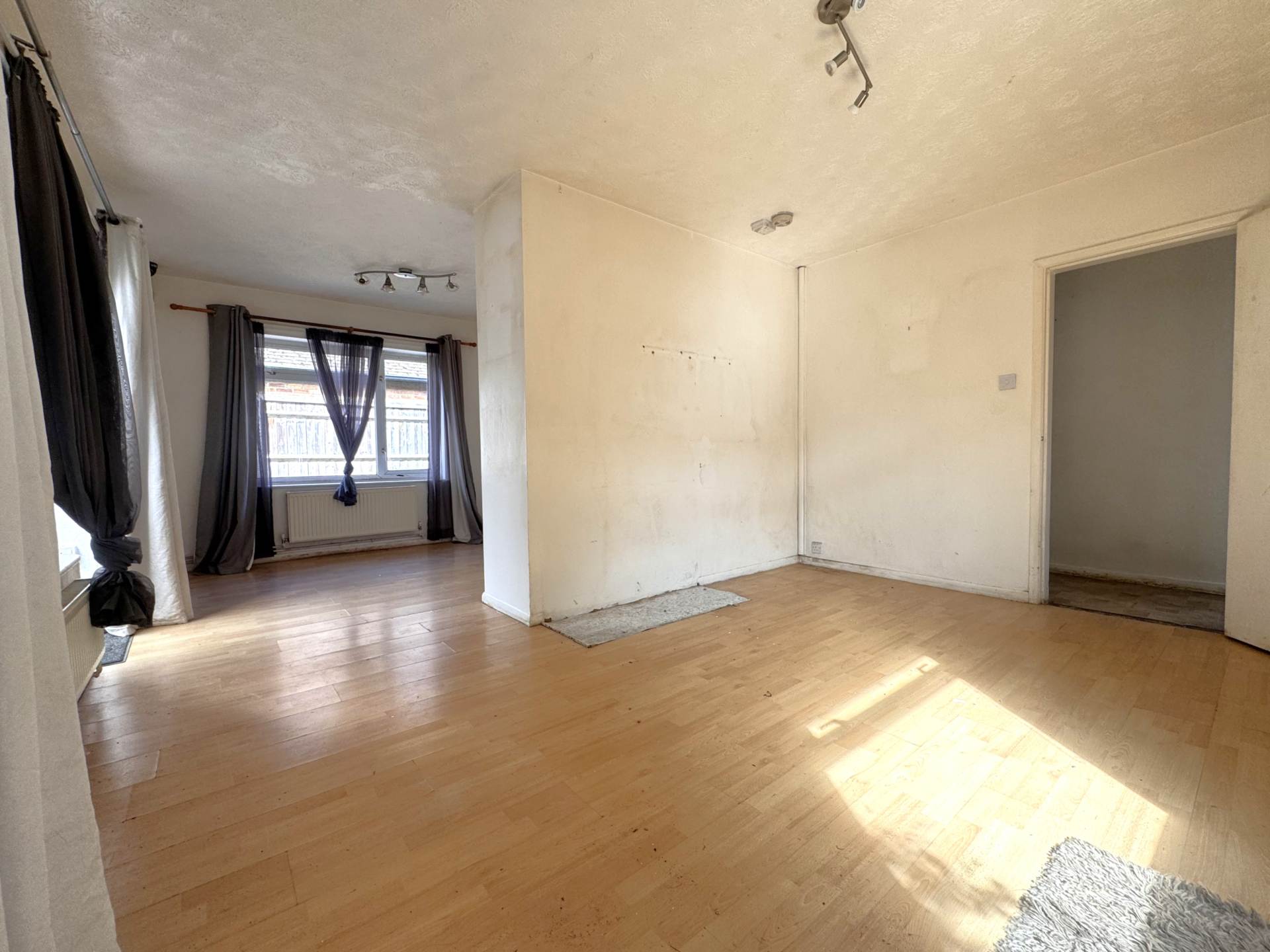 Brinkinfield Road, Chalgrove, Image 3