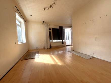 Brinkinfield Road, Chalgrove, Image 2