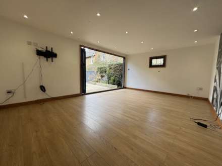 Ingham Lane, Watlington, Image 15