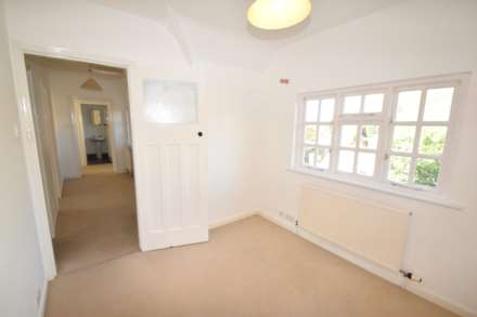 The Close, Stadhampton, Image 7