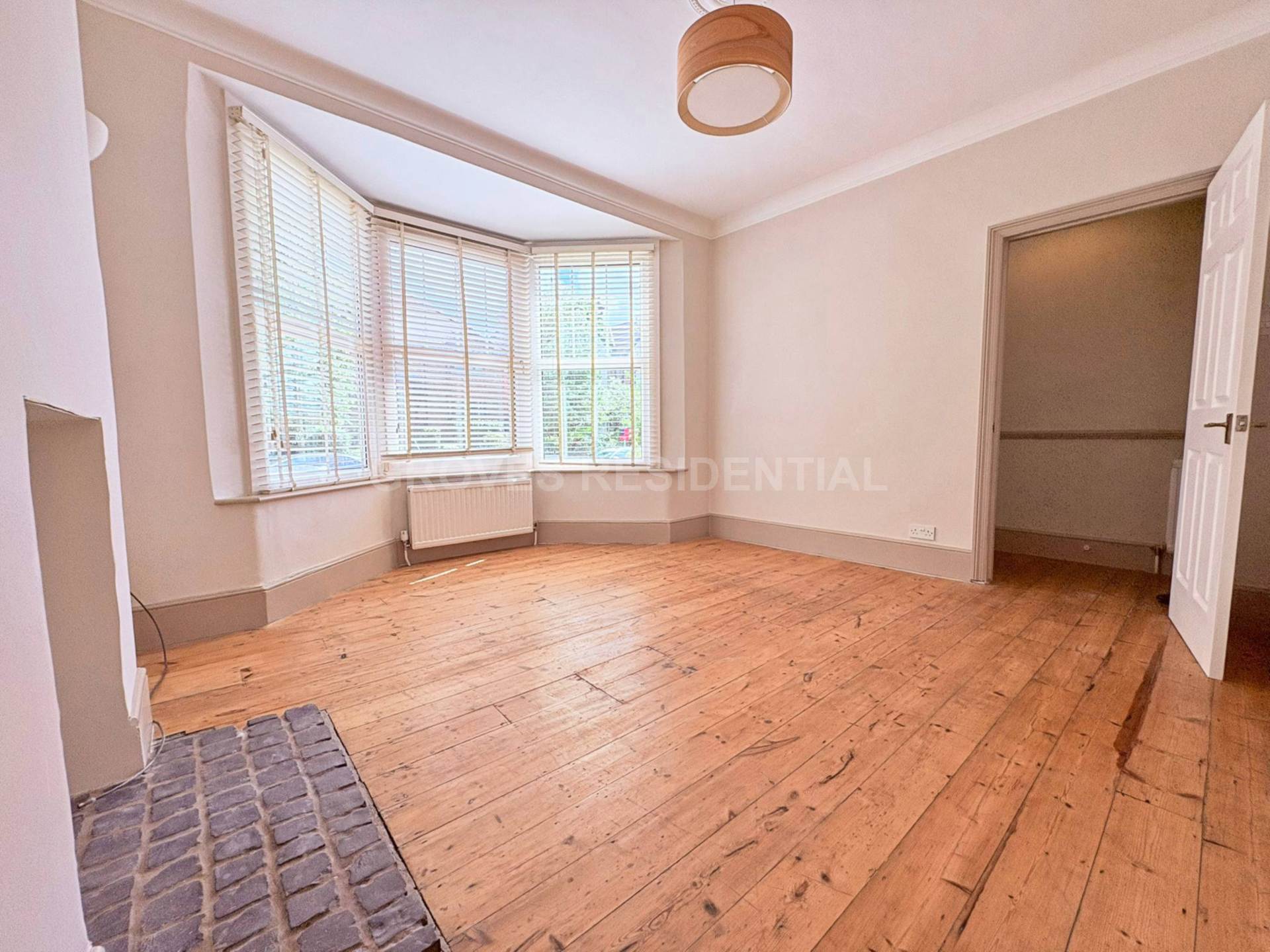 Dukes Avenue, New Malden, Image 2