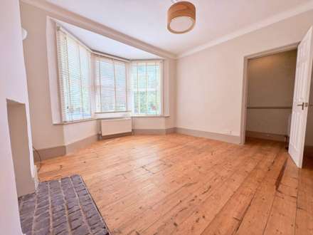 Dukes Avenue, New Malden, Image 2
