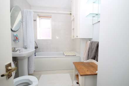 Windrush, New Malden, Image 8