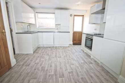 1 Bedroom Flat, Elm Road, New Malden