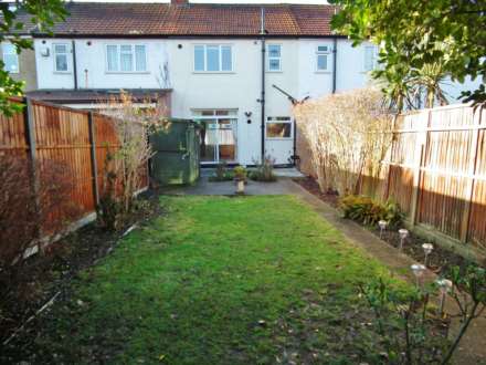 Stanley Avenue, New Malden, Image 12