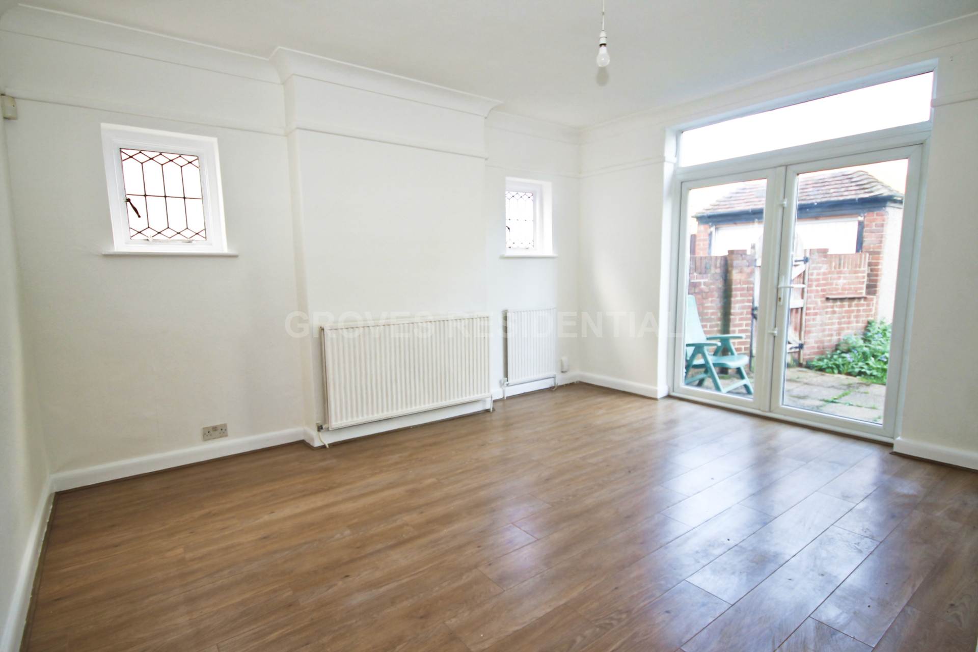 Buxton Drive, New Malden, Image 3