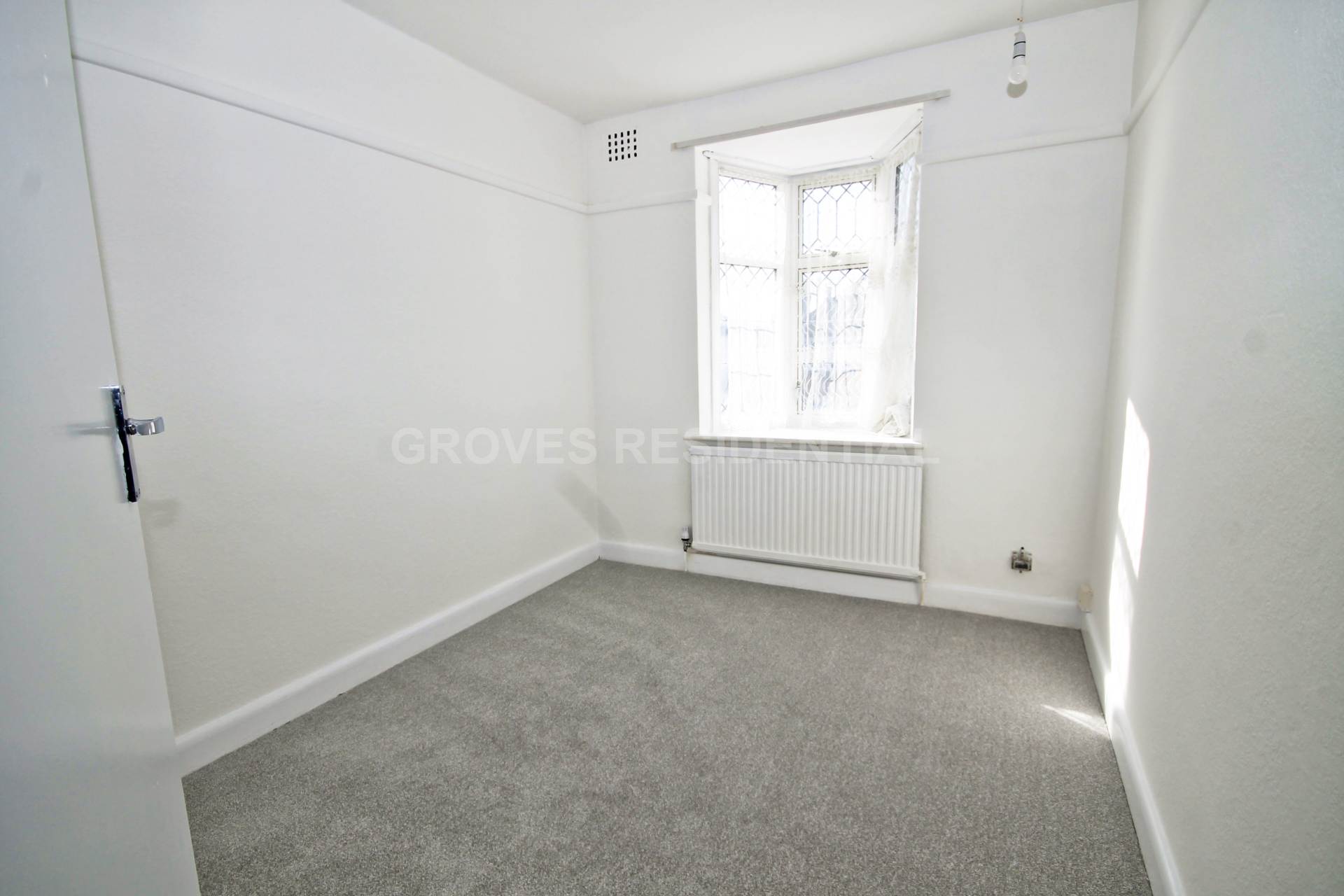 Buxton Drive, New Malden, Image 8