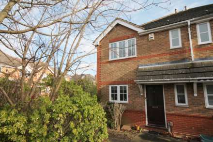 Property For Rent Archdale Place, New Malden