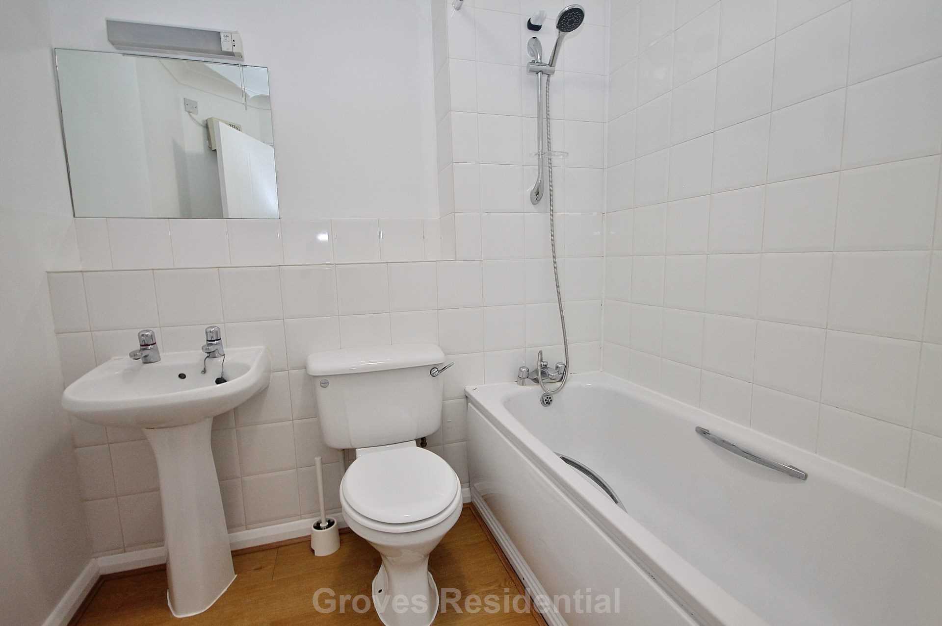 Dukes Avenue, New Malden, Image 6