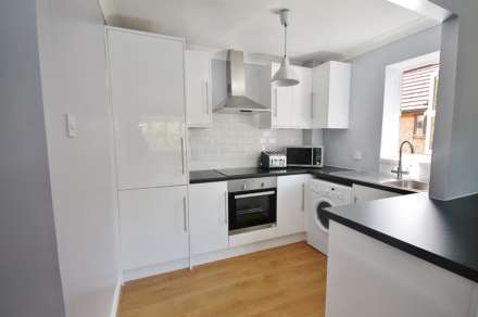 Dukes Avenue, New Malden, Image 2