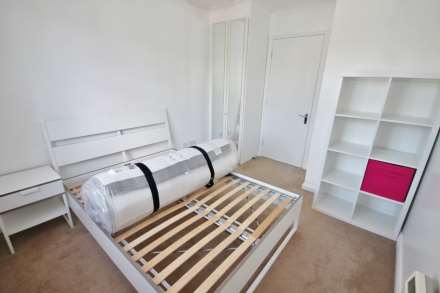 Dukes Avenue, New Malden, Image 5