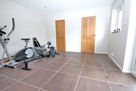 Mount Pleasant Road, New Malden, Image 20