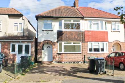 Property For Rent South Park Grove, New Malden