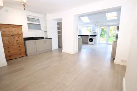 South Park Grove, New Malden, Image 3