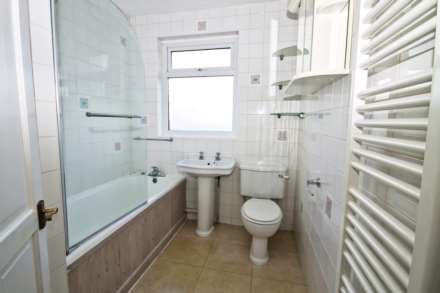 South Park Grove, New Malden, Image 9