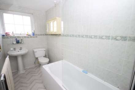 St James' Close, New Malden, Image 7