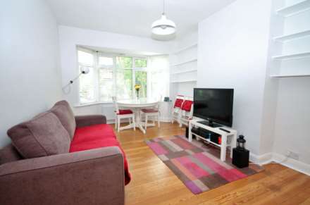 Lawn Close, New Malden, Image 2