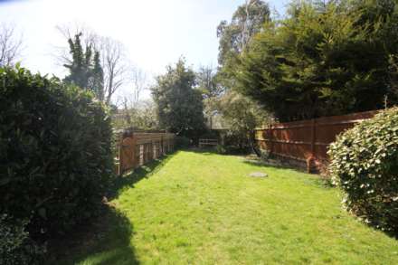 Olympic Court, New Malden, Image 8