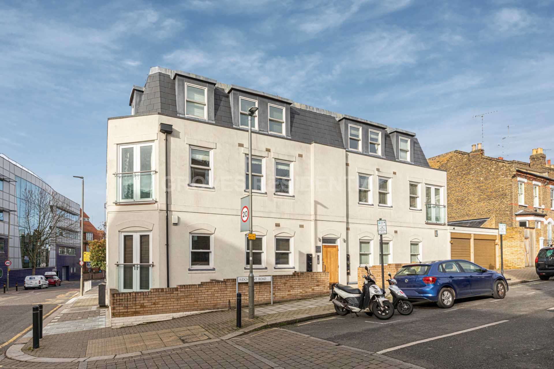 St Anns Hill, London, Image 1