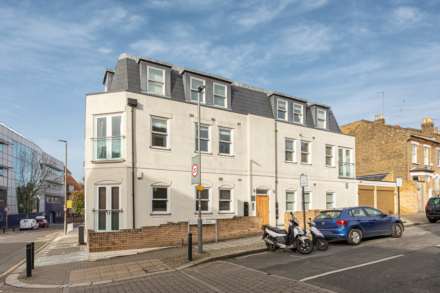 Property For Rent St Anns Hill, London