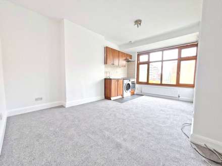 Property For Rent Burlington Road, New Malden