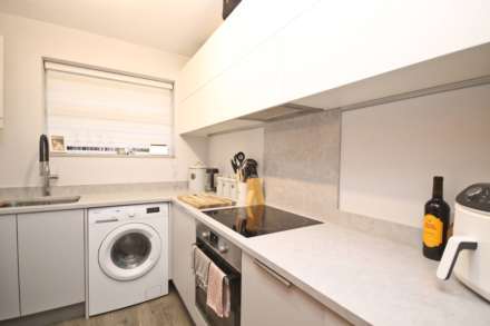 The Avenue, Worcester Park, Image 4