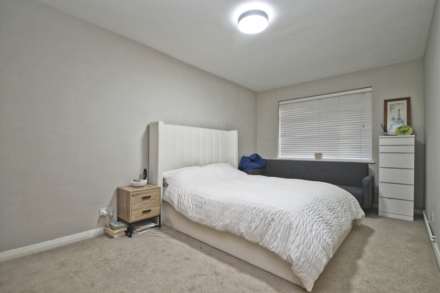 The Avenue, Worcester Park, Image 6