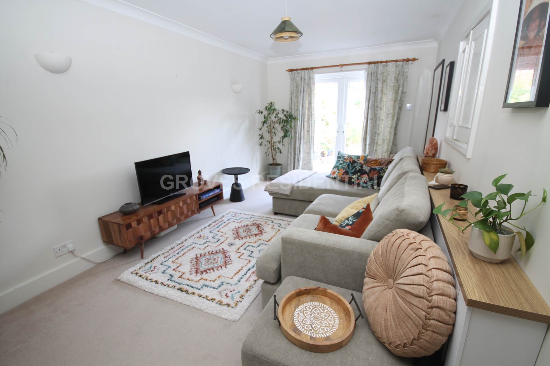 Anne Case Mews, New Malden, Image 5