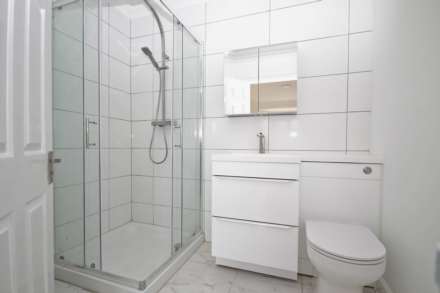 Blakes Avenue, New Malden, Image 10