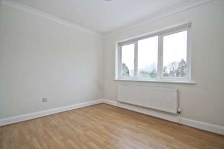 Blakes Avenue, New Malden, Image 8