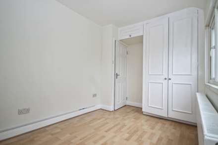 Blakes Avenue, New Malden, Image 9